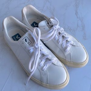Veja Esplar leather sneakers
